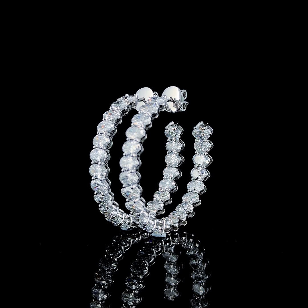 Oval hoop in-out ear rings